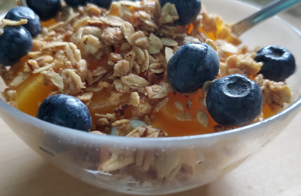 Vanilla Granola with Peaches